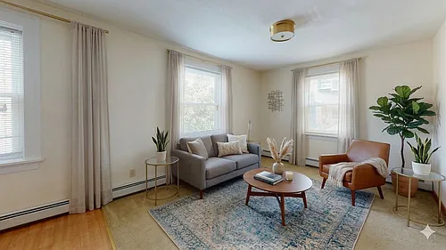 10 Langdon St #P Photo 1