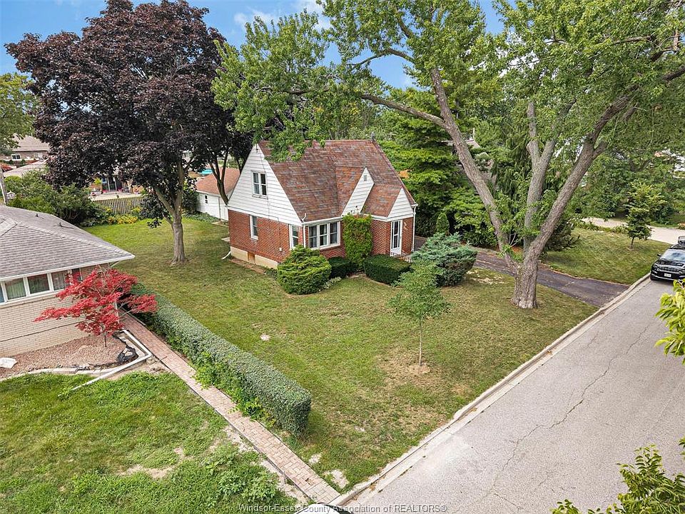 1st image of 2533 Princess Ave