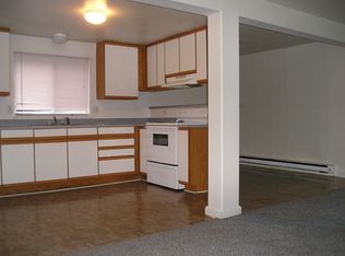 22129 N Umpqua Hwy, Glide, OR 97443