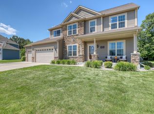 N45W22932 Charlotte Way, Pewaukee, WI 53072