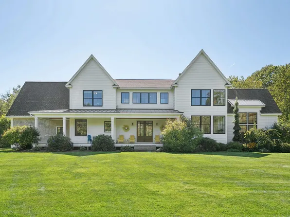 99 Chets Way, Cumberland, ME 04021