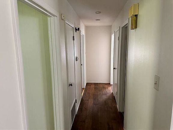 3rd image of 2322 Kaynell Dr