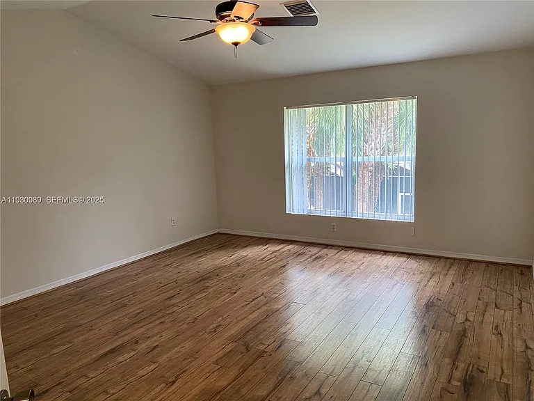 112 Wakulla Springs Way #112 — Photo 10