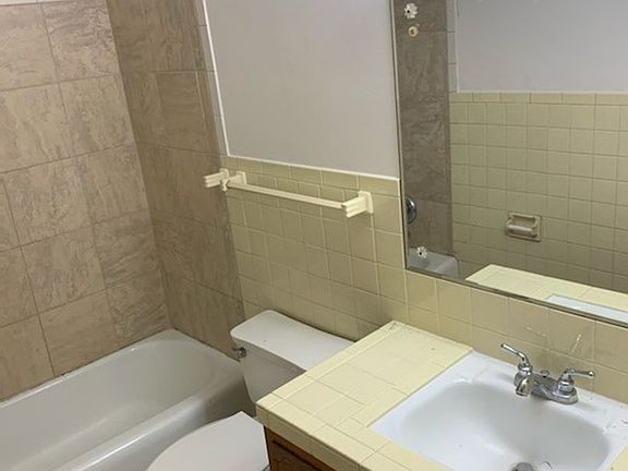 5th image of 1710 11th Ave S APT 2