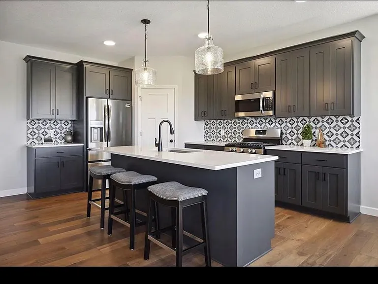 17874 Hamburg Ave — Photo 1