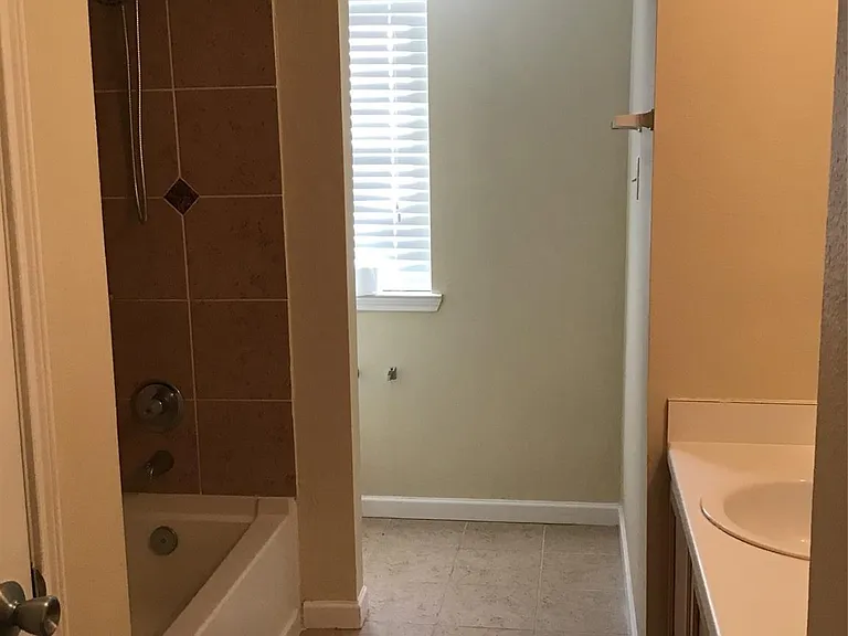 11802 Sunny Stream Dr — Photo 28