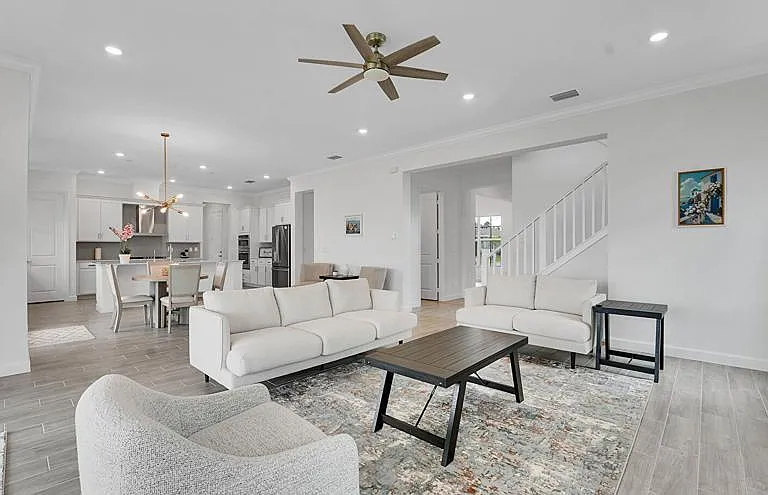 601 Hookline Cir — Photo 8