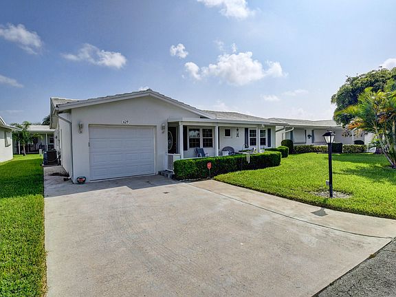 3rd image of 629 SW 21st Cir
