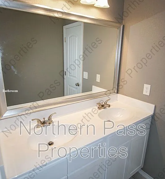 1077 Indigo Sky St — Photo 27