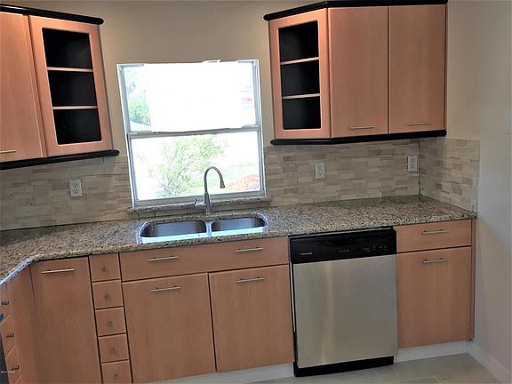 5th image of 1 Hibiscus Dr