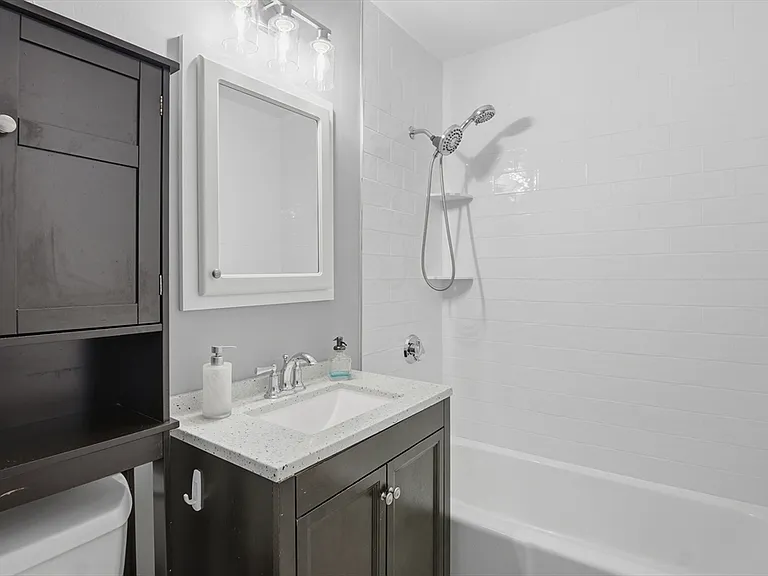3 Hingham Rd #1 — Photo 30
