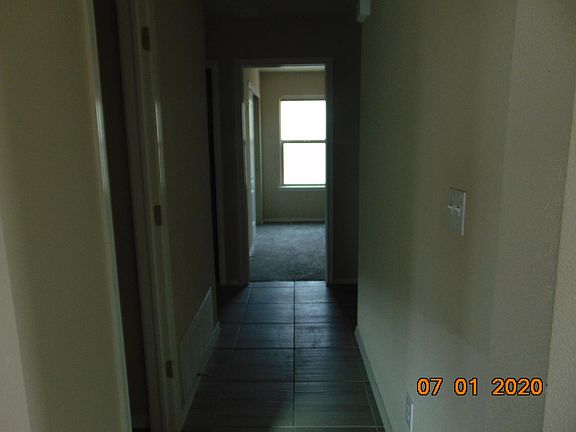 4th image of 12855 Cirrus Ave