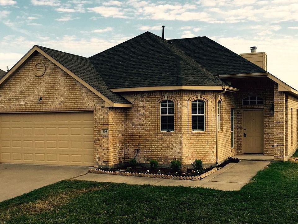 1st image of 108 Magnolia Ln