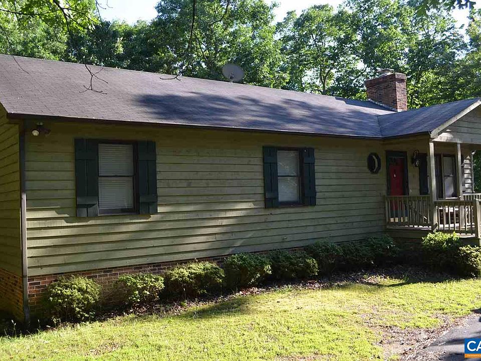 1st image of 5 Woodlawn Dr