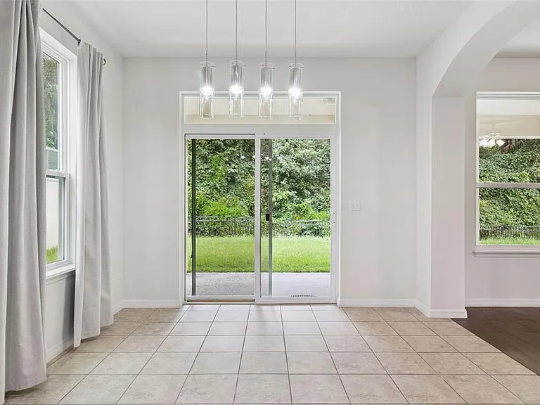660 Fanning Dr — Photo 12