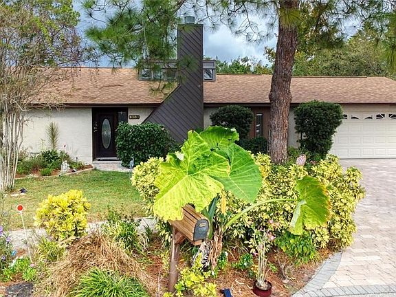 2nd image of 8309 Vallejo Pl