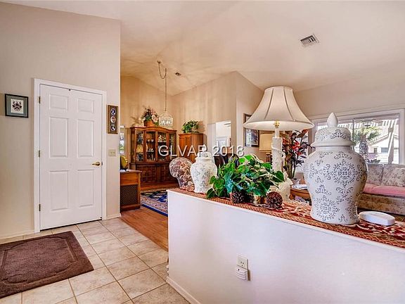 4th image of 8824 Sandspring Dr