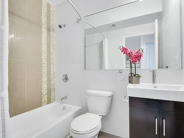119 Pulaski St #2 — Photo 6