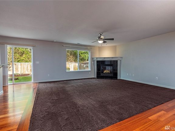 5th image of 17908 93rd Ave E