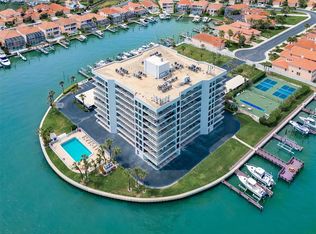 240 Sand Key Estates Dr #216, Clearwater, FL 33767