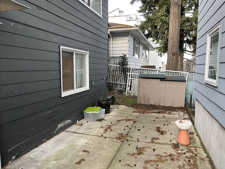 3400 23rd Ave W #B — Photo 12