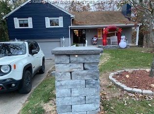2030 Weberwood Dr, South Charleston, WV 25303