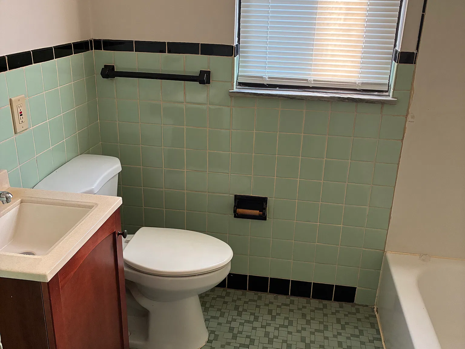 1 bed, 700 sqft, $850 — Photo 3