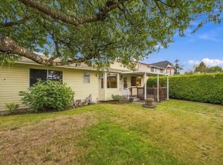 18366 64th Ave, Surrey, BC V3S8A7