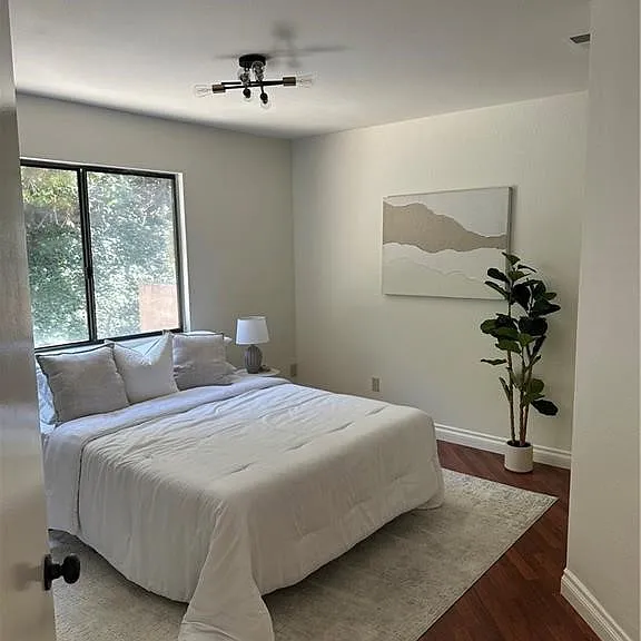 3050 La Paz Ln #C — Photo 9