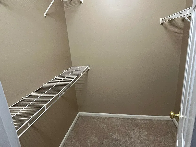 5840 Longwood Dr — Photo 3