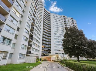 530 Lolita Gdns #1203, Mississauga, ON L5A3T2