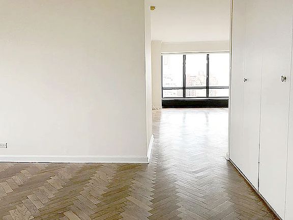 4th image of 530 E 76th St APT 17C