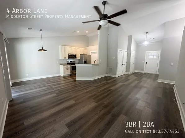 4 Arbor Ln, Saint Helena Island, SC 29920