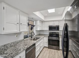 2439 N Shade Tree Cir, Tucson, AZ 85715