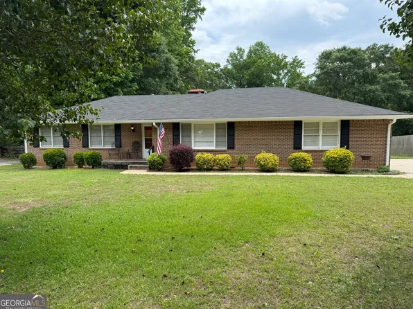 110 McKinley Dr, Griffin, GA 30224