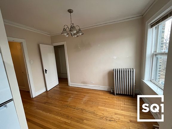 2nd image of 1600 W Sunnyside Ave #1612-3S