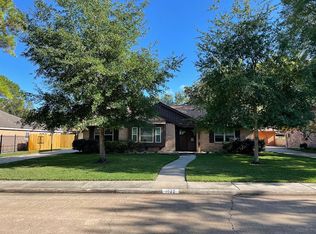 1622 Bowline Rd, Houston, TX 77062