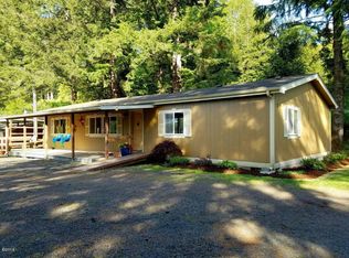 16 Schlecht Rd, Toledo, OR 97391