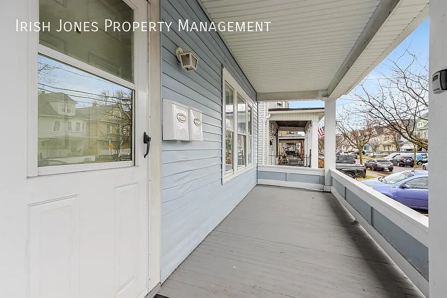 Building Photo - 239 Crowley Ave #1