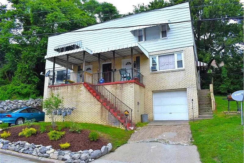 2 bed, $750 — Photo 1