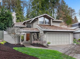 10135 SW Riverwood Ln, Tigard, OR 97224