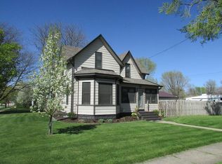 401 E Maple St, Roland, IA 50236