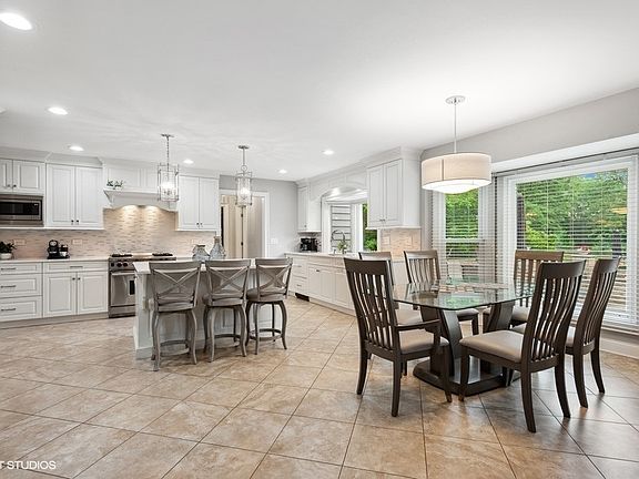 3rd image of 5181 N Tamarack Dr