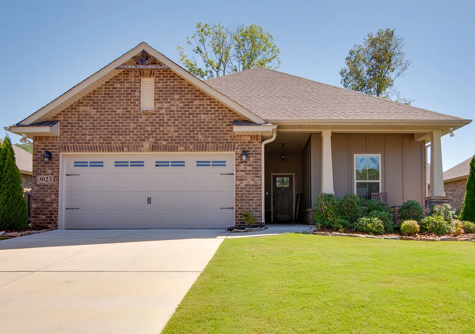 Hampton Cove/ Owens Crossroads Area — Photo 1