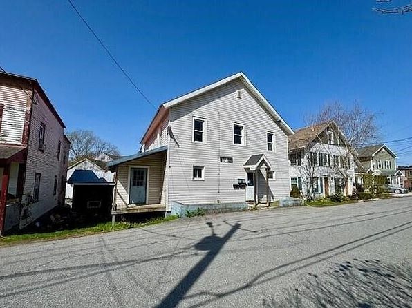 15 River St