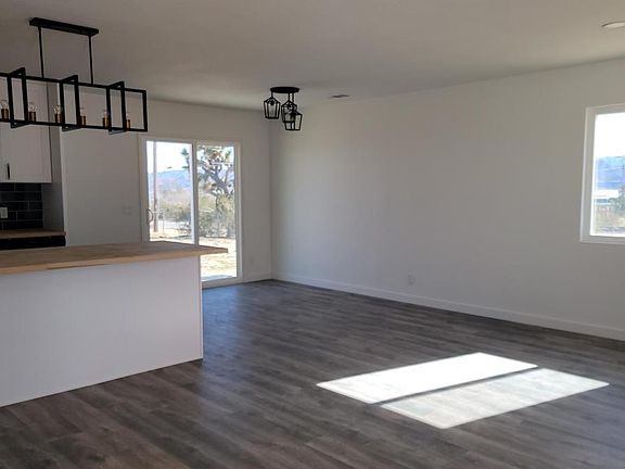 4th image of 4631 Avenida La Espana Daga #L4631