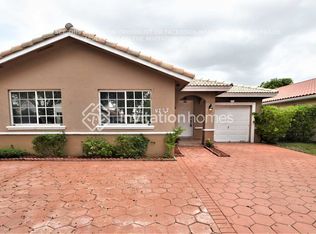 8757 NW 145th Ter, Miami Lakes, FL 33018
