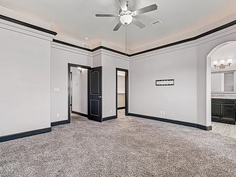12744 Midland Ct — Photo 13