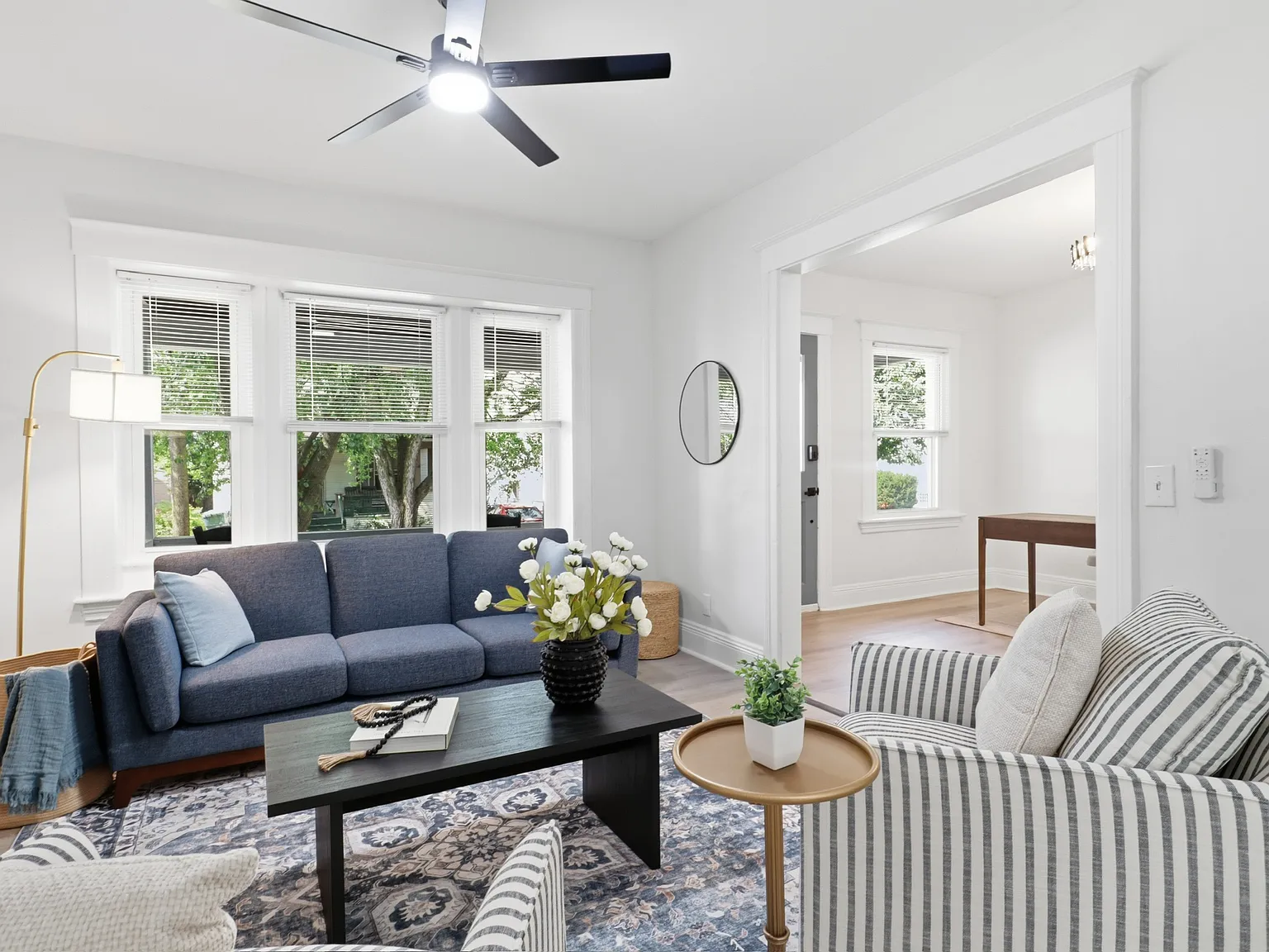 4 bed, 1.5 bath, 1500 sqft, $4,200 — Photo 3