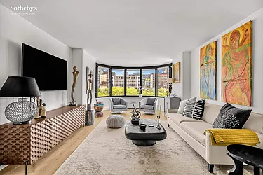 330 East 38th Street, #7Q